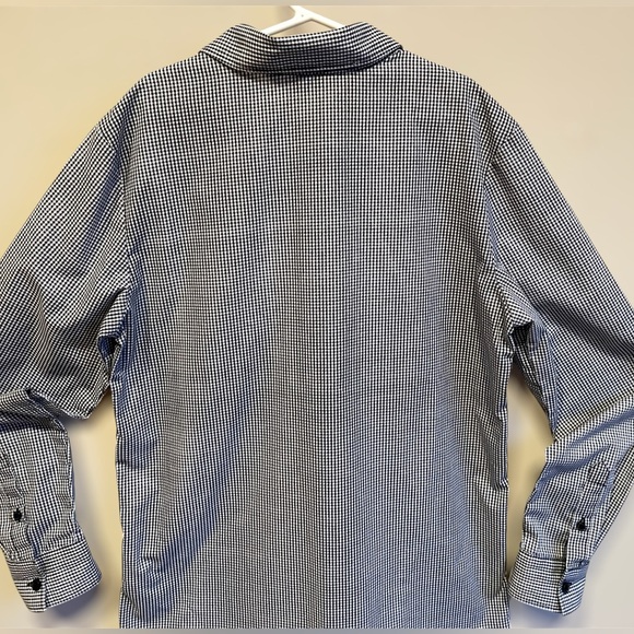 ** 2 for $20** H&M boys black and white checker button down shirt. Boys 12-13y - Picture 5 of 9